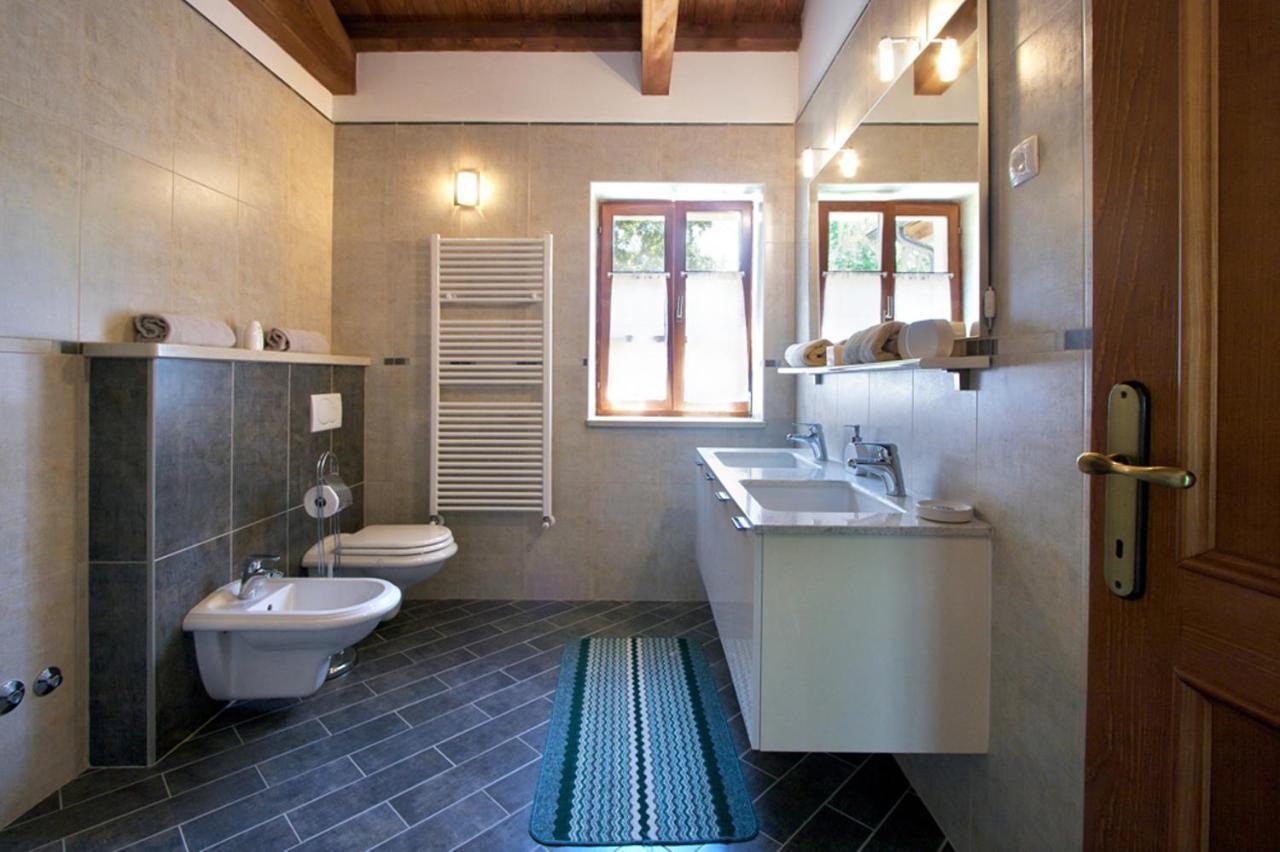 Villa Kringa Tinjan Экстерьер фото